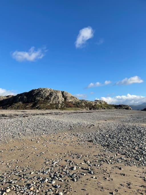 Pen-y-bryn * Blaenau Ffestiniog